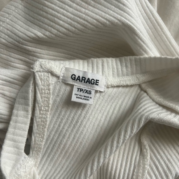 Garage XS Open Back White Crop Top - Picture 2 of 4